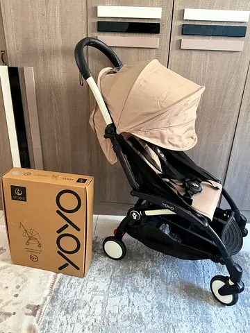 Yoyo stroller with newborn pack in perfect condition