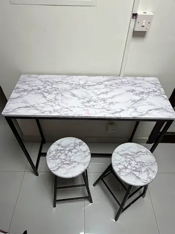 Kitchen table