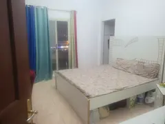 Separate room at bur dubai for girls at mankhool bur dubai