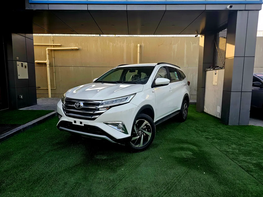 Toyota Rush 2022 — photo 1 of 19