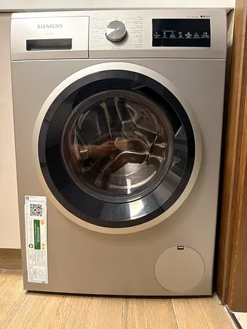Siemens front load washing machine - excellent condition in Champlain color used only  for 5 months