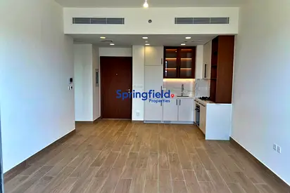 Community View | Vacant | Spacious Layout