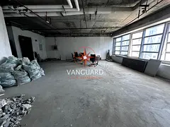 SHELL &amp; CORE OFFICE WITH HIGH FLOOR VIEW