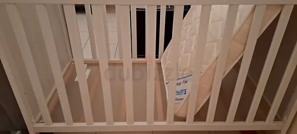 Baby crib