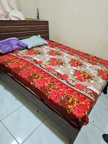 King size bed with spring mattress