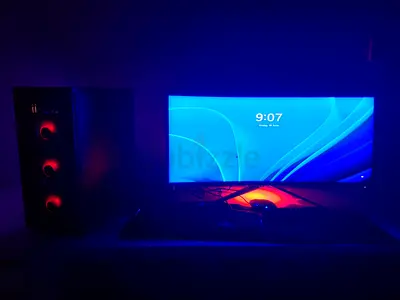 Pc+monitor gaming setup