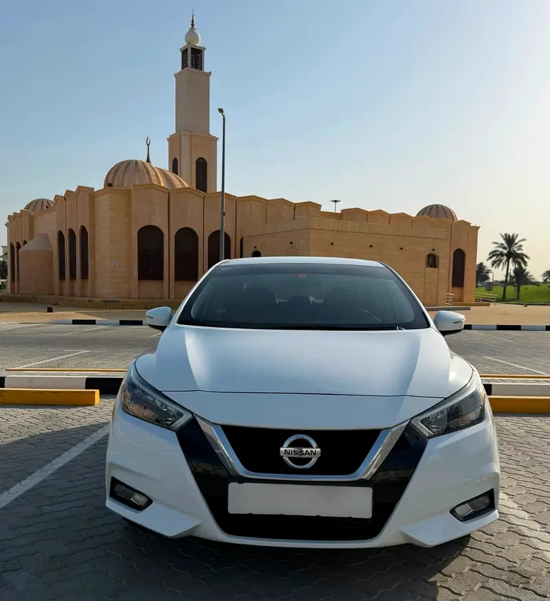 Nissan Sunny 2020 — photo 1 of 13