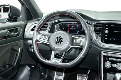 صورة 10 لـ 2021 Volkswagen T-ROC