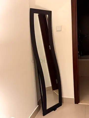 FREE- wavy full length mirror