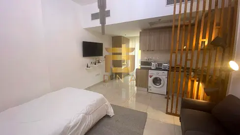 Fully Furnished with Balcony Bright Unit