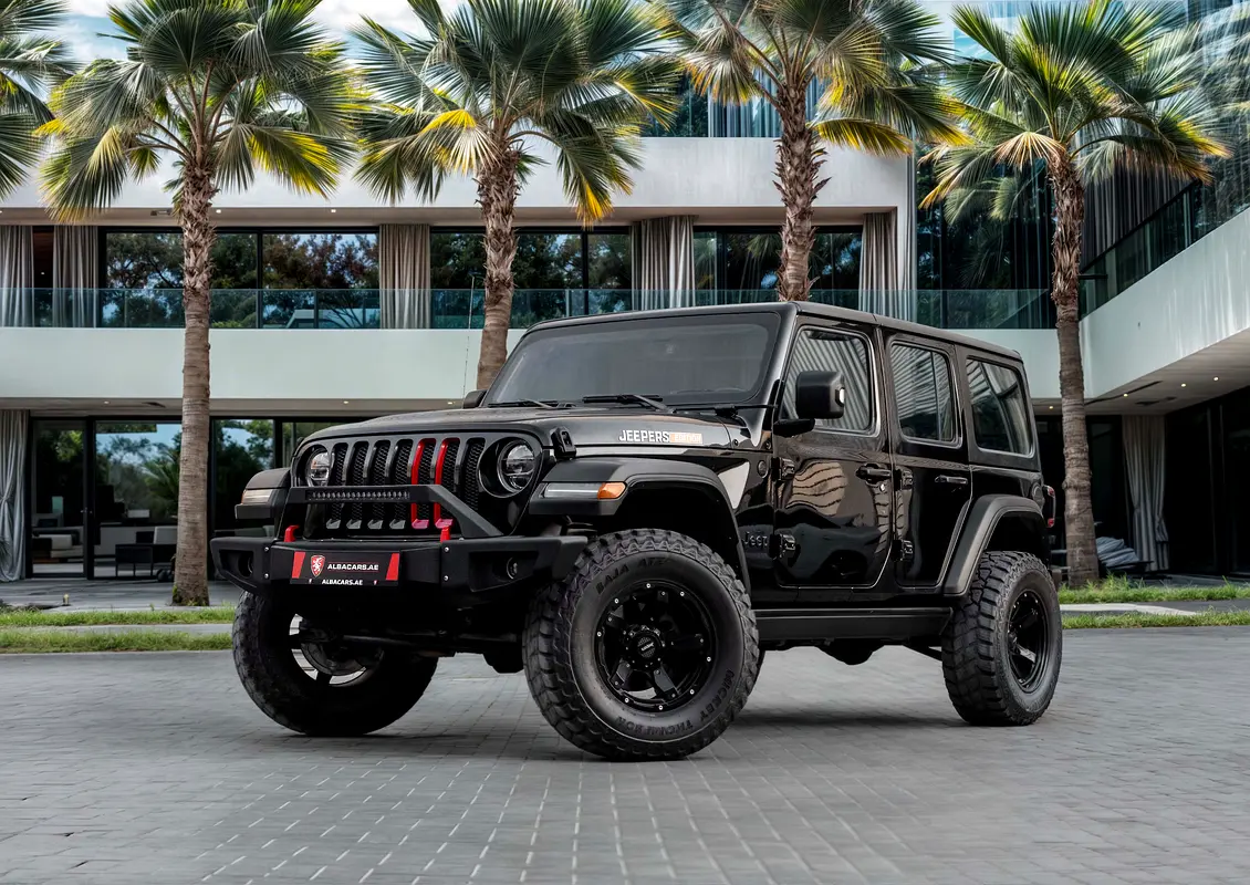 Jeep Wrangler 2020 — photo 1 of 13