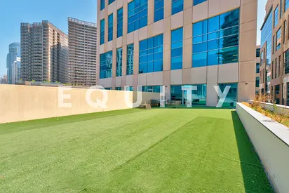 Combined Office | 9 Parking Spaces | Vacant