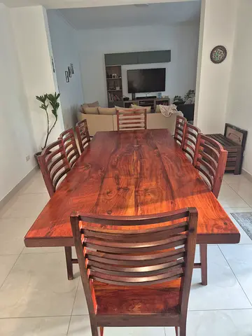 Solid Wood 8-Seater Dining Table Set – Excellent Condition