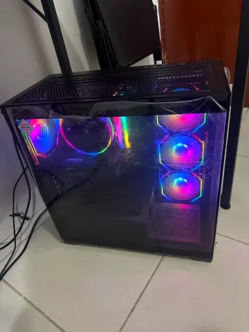 ARMOURY Sentinel Gaming PC AMD Ryzen 7 7700, GeForce RTX 4060, 32GB DDR5, 1TB NVMe SSD.