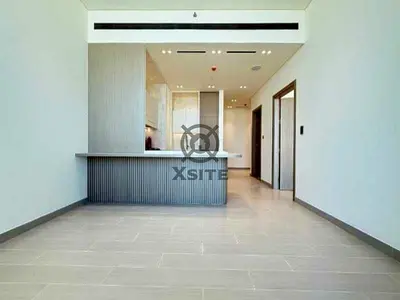 Bright 1 BR | Private Pool | On High Floor