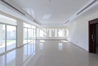 Spacious 2BR+Maid | Bermuda | Prime Location