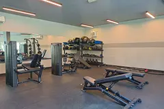 100% Upgraded| Spacious | Chiller Free