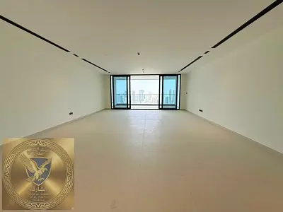 شقة ثلاث غرف وصالة للايجار السنوي في منطقة الممزر اول ساكن اطلالة بحرية 2 باركن مجاني جيم ومسبح مجاني