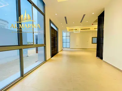Luxurious brand new home prime location cheap price