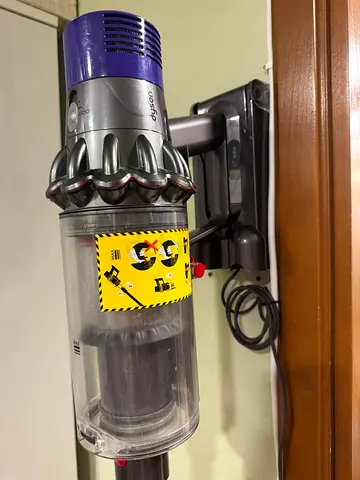 Dyson v10 absolute