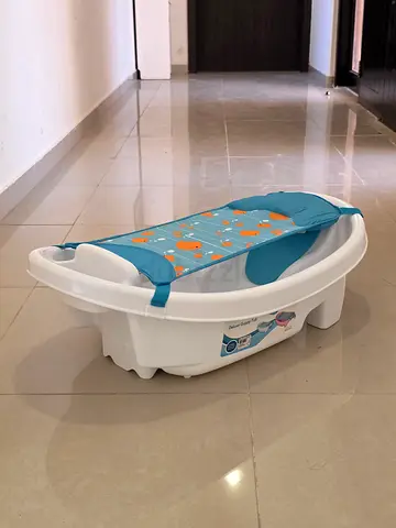 baby bath tub