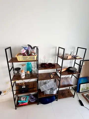 Bookshelf