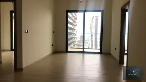 Stunning view + Modern-Brand new 3BR + Vacant