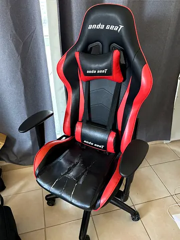 Used gaming chair
