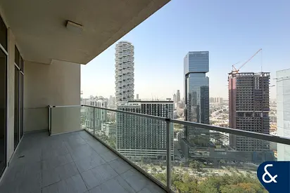2 bed duplex | Unfurnished | City views