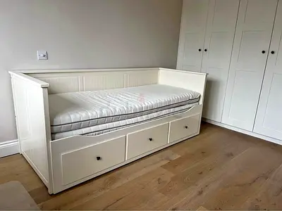 White Daybed with Three Under-Drawer Storage and Mattress