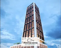Pool-Facing Studio | Binghatti Apex | Downtown &amp; Marina View
