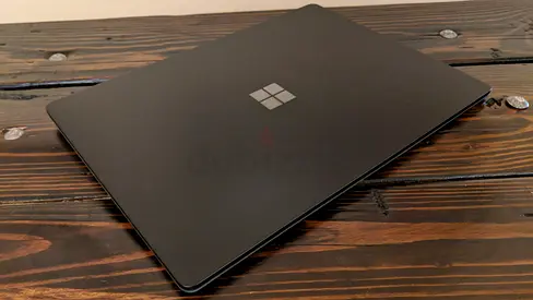 Surface Laptop 2 (Black) 4k Touch - i7/16gb/512gb - Microsoft