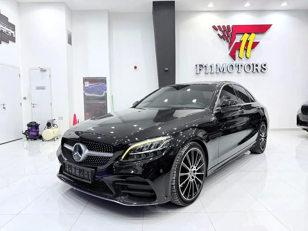 Mercedes-Benz C-Class 2020 — photo 1 of 12