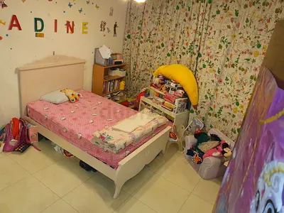 Childrens single bed  — light pink wooden frame from homecenter, good condition