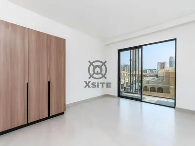 Modern Studio | Well Maintained | Rent Today