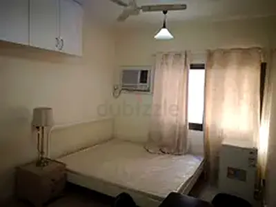 Indian couple or executive lady private room available in karama