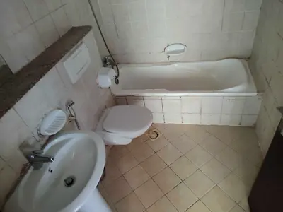 Luxury 1 bhk 33k closed kitchen closed to dubai sharjah