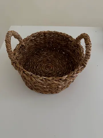 Handwoven Natural Seagrass Storage Basket with Handles