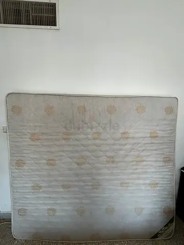 King size mattress in good used condition
