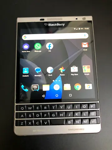 Blackberry passport Silver 3GB 32Gb Android