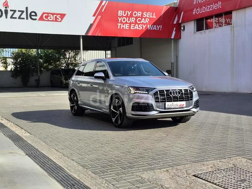 Audi Q7 2022 — photo 1 of 16