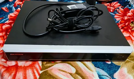 Hikvision 8 Chenel NVR With POE