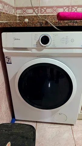 Midea 7kg  Front Load Washing Machine - Good Working Condition