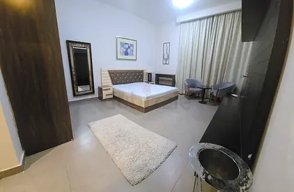 LUXURY MASTER ROOM for monthly rent