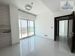 3BR Apartment | High-Floor Corner Balcony | Skyline Views