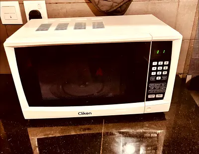 Microwave for Sale – 80 AED | Majan