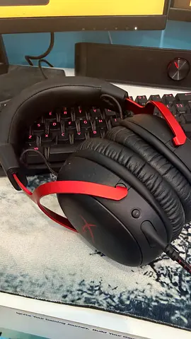 HyperX Cloud lll Wired Over-Ear Gaming Headset - Good Condition