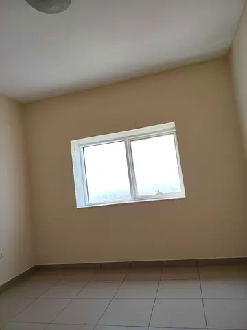 Luxury 1 bhk 34k closed kitchen closed to dubai sharjah