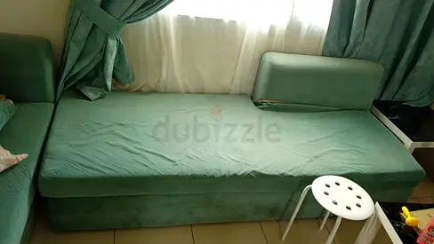 Free sofa set