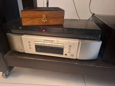 Marantz CD Player and Nakamichi DVD Player Bundle - Excellent Condition